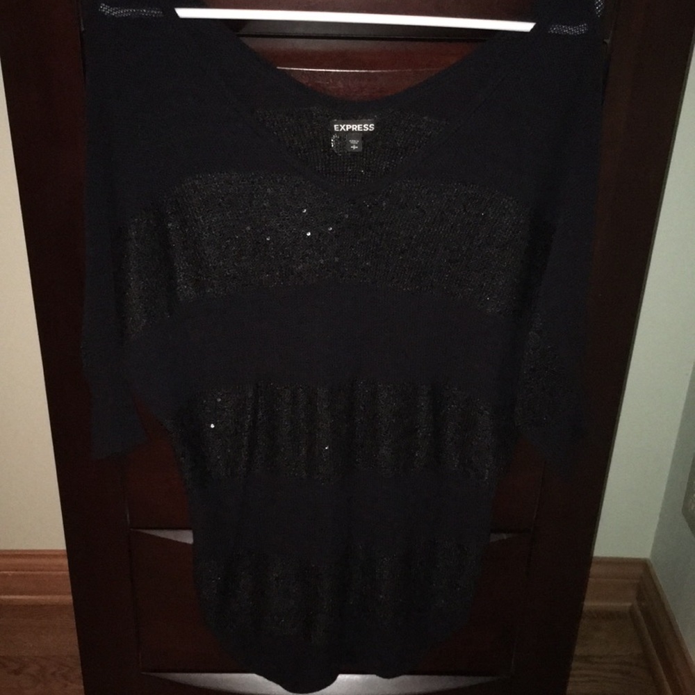 Black light weight sweater